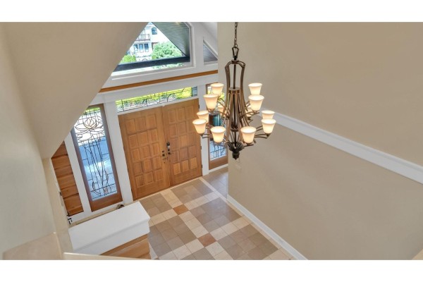 16354 30b Avenue, Surrey, BC V3Z0E3 Photo 3