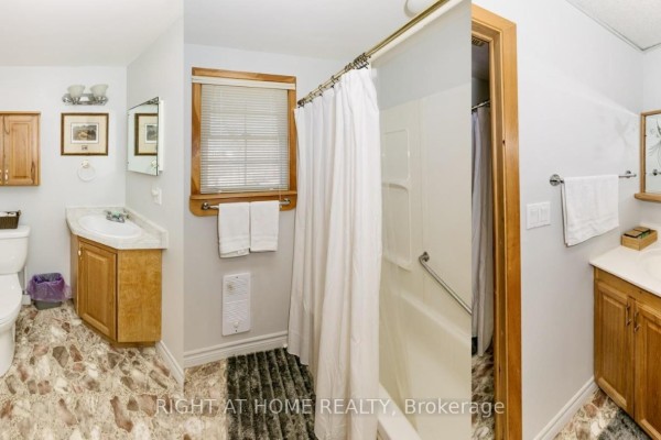 16366 Hwy 35, Algonquin Highlands, ON K0M2K0 Photo 4