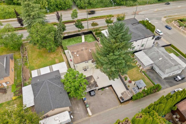 16376 96 Avenue, Surrey, BC V4N2C1 Photo 2