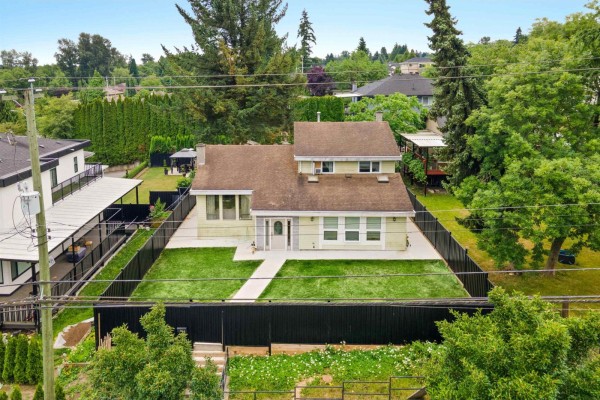 16376 96 Avenue, Surrey, BC V4N2C1 Photo 5