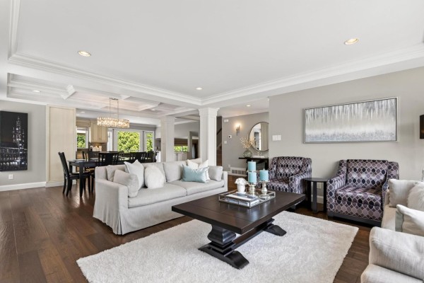 16379 9 Avenue, Surrey, BC V4A9B5 Photo 5
