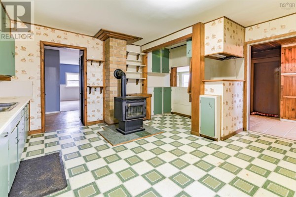 Family room - 1639 Highway 1, Auburn, NS B0P1R0 Photo 3