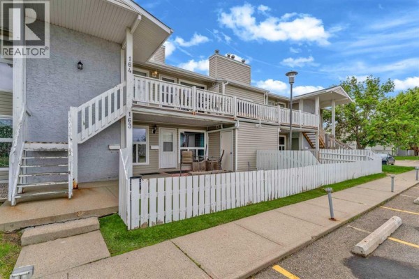 Bedroom - 164, 2703 79 Street, Edmonton, AB T6K3Z6 Photo 2