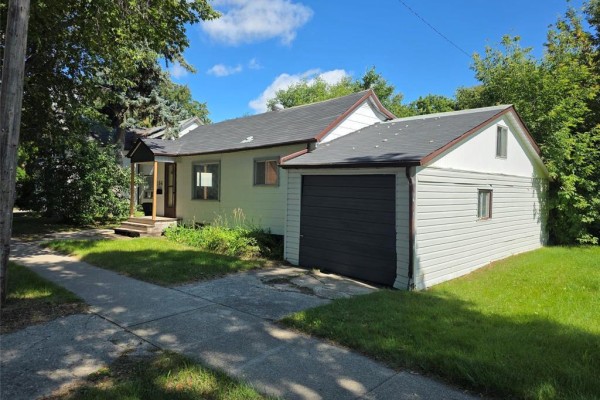 164 4th Street Se, Portage La Prairie, MB R1N1K2 Photo 2