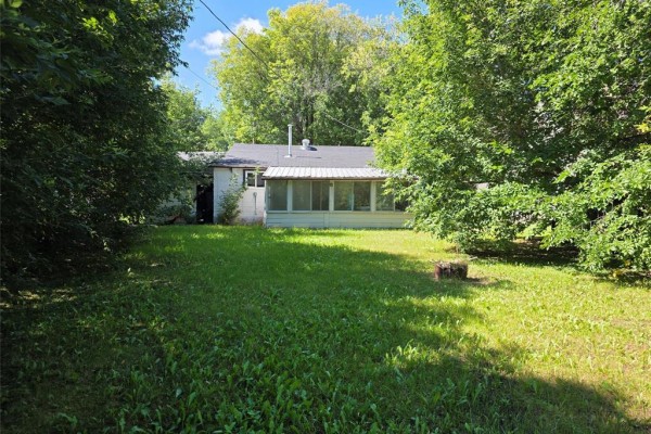 164 4th Street Se, Portage La Prairie, MB R1N1K2 Photo 3