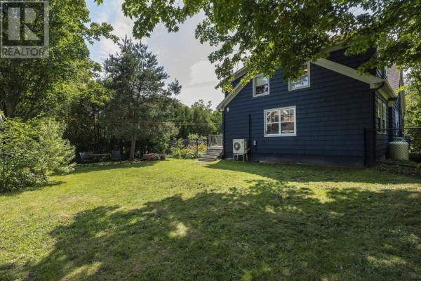 Primary Bedroom - 164 Cottage Street, Berwick, NS B0P1E0 Photo 3