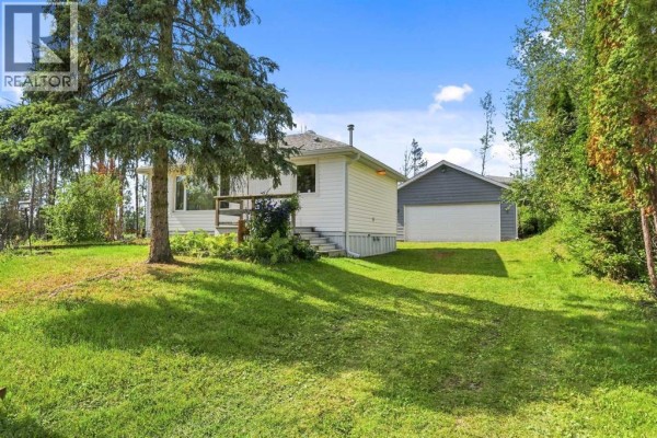 Bedroom - 164 Crescent Drive, Thunder Lake, AB T7N1N3 Photo 3