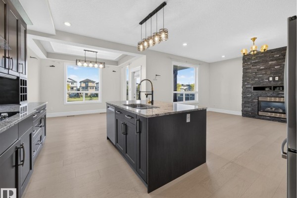 Family room - 164 Durrand Bn, Fort Saskatchewan, AB T8L0M8 Photo 4