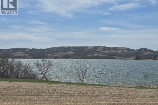 164 Garwell Drive, Buffalo Pound Lake, SK, photo 2