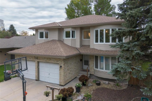 164 Hillmartin Drive, Winnipeg