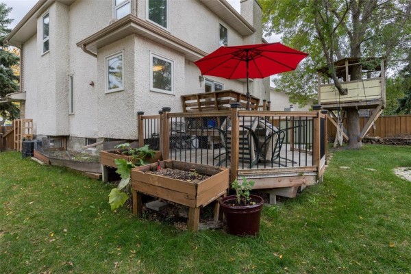 Living room - 164 Hillmartin Drive, Winnipeg, MB R3T5L5 Photo 3