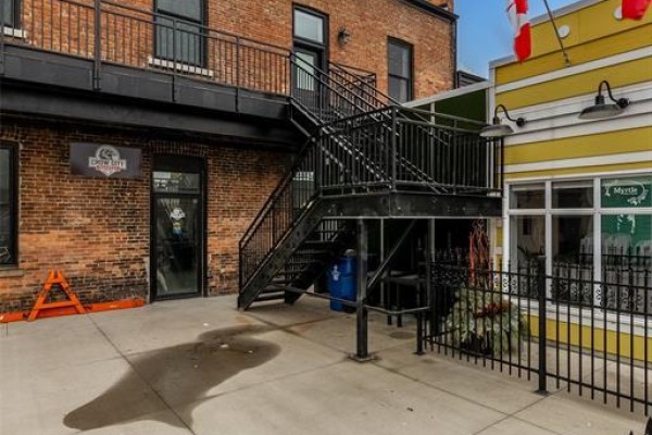 164 King Street West Unit# 201, Chatham, ON N7M1E3 Photo 4