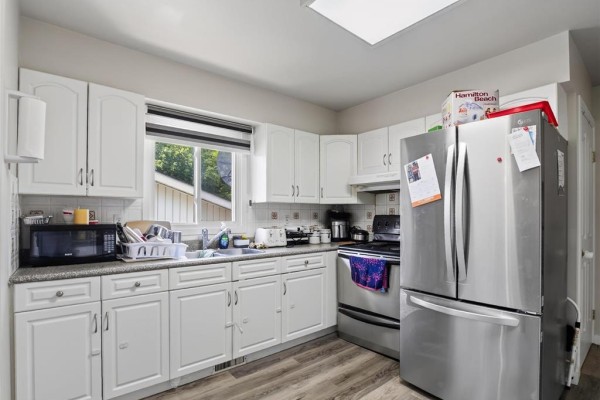 Laundry room - 164 Manila Road, Winnipeg, MB R2P0S9 Photo 4