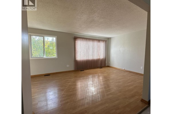 Bedroom 2 - 164 Mcarthur Place, Prince George, BC V2M5M4 Photo 4