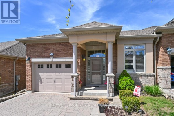 Kitchen - 164 Ridge Way, New Tecumseth, ON L9R0H3 Photo 2