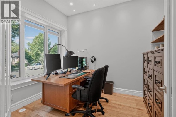 1640 16 Street Se, Calgary Photo 4