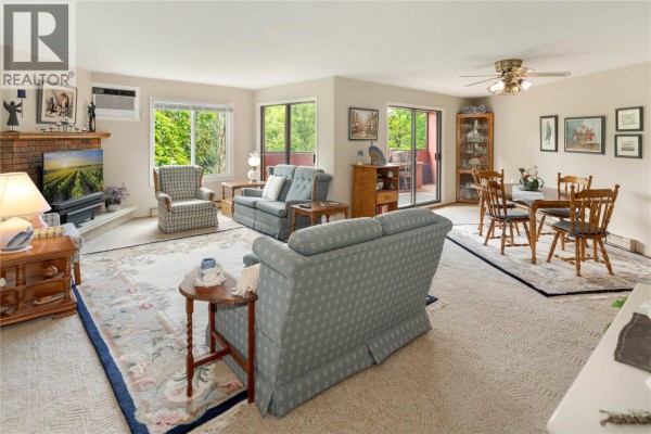 Sunroom - 1640 Ufton Court Unit# 306, Kelowna, BC V1Y8L5 Photo 4
