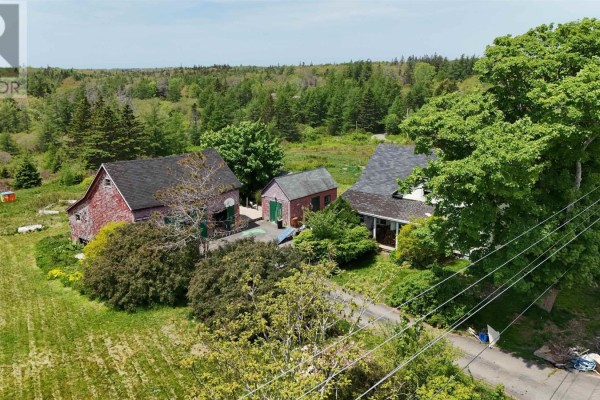 Den - 1641 1 Highway, Wellington, NS B5A5A6 Photo 5