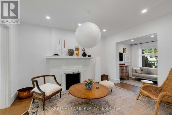 Primary Bedroom - 1642 Dufferin Street, Toronto, ON M6H3L8 Photo 5
