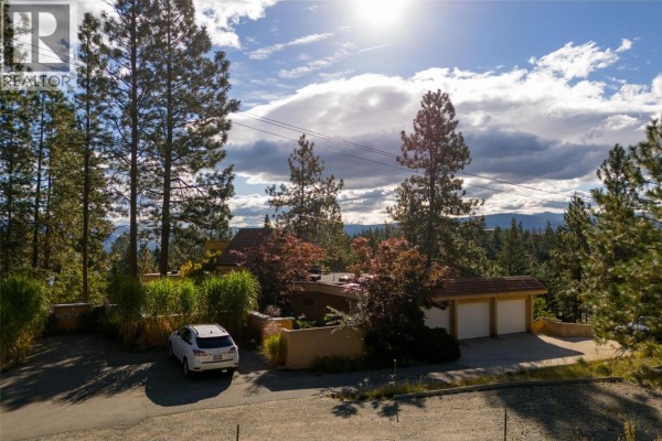 1642 West Kelowna Road, West Kelowna, BC, photo 2