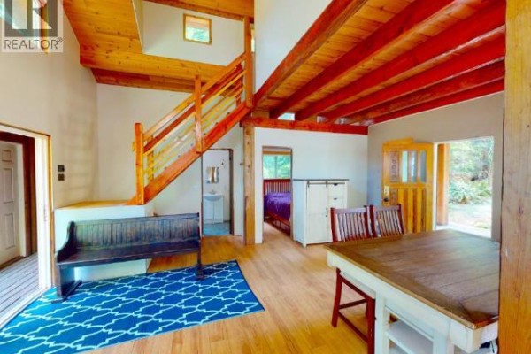 Laundry room - 1643 Vancouver Blvd, Savary Island, BC  Photo 5