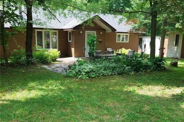 4pc Bathroom - 16431 Highway 35, Algonquin Highlands, ON K0M1J1 Photo 2