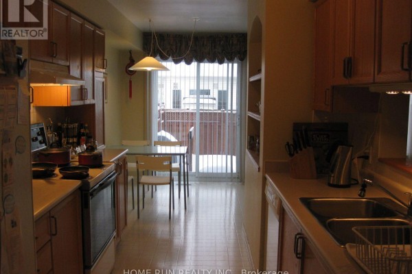 1645 Jobin Crescent, Ottawa, ON K1J1C4 Photo 5