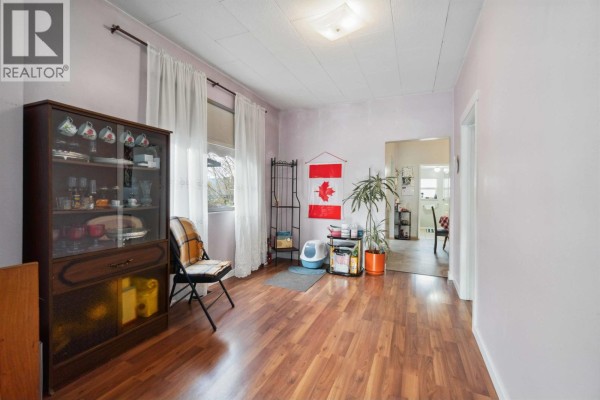 1649 Grant Street, Vancouver, BC V5L2Y4 Photo 3