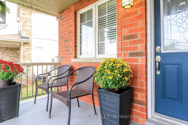 165 Greenwood Drive, Essa, ON, photo 2