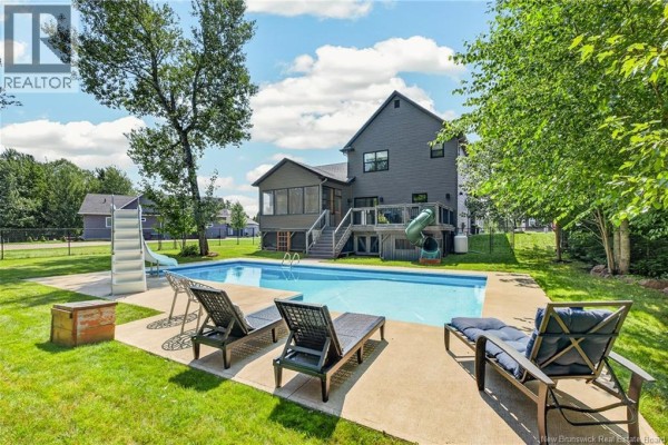 Recreation room - 165 Larochelle, Dieppe, NB E1A9N5 Photo 4