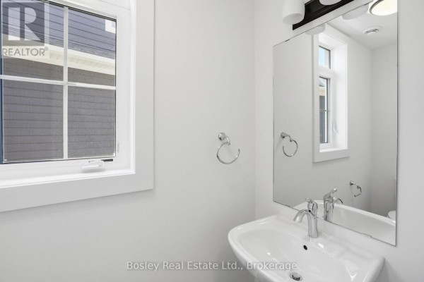 Primary Bedroom - 165 Sugar Maple Street, Blue Mountains, ON L9Y5T5 Photo 5