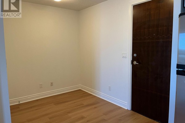Dining room - 1651 - 23 Cox Boulevard, Markham, ON L3R7Z9 Photo 2