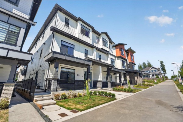 16511 20 Avenue, Surrey, BC V3Z9M9 Photo 2