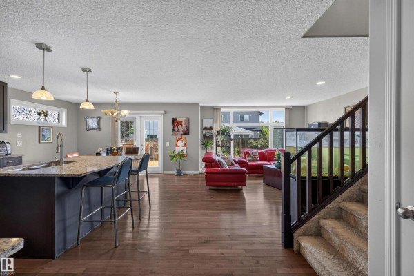 16515 139 St Nw, Edmonton Photo 2