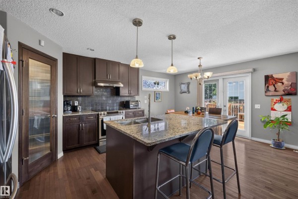 16515 139 St Nw, Edmonton Photo 3