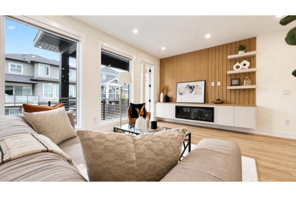 16521 20 Avenue, Surrey, BC V3Z0X6 Photo 4