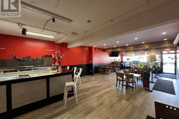 1653 Eglinton Avenue W, Toronto, ON M6E2H1 Photo 4