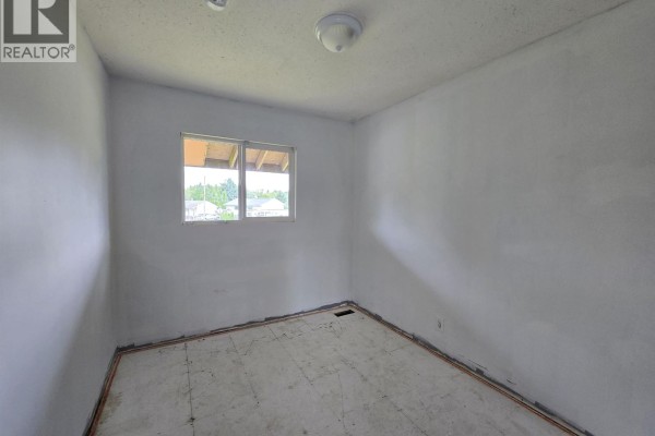 Bedroom 4 - 1653 Gyrfalcon Avenue, Kitimat, BC V8C1N7 Photo 5