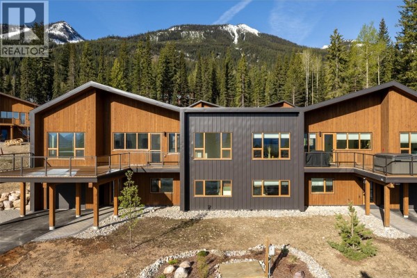 Pantry - 1654 Howse Pass, Golden, BC V0A1H0 Photo 4