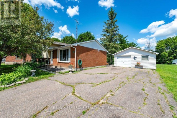 1656 Beachburg Road, Whitewater Region, ON, photo 3