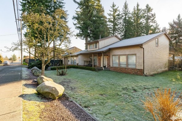 16566 80 Avenue, Surrey, BC V4N0H3 Photo 4