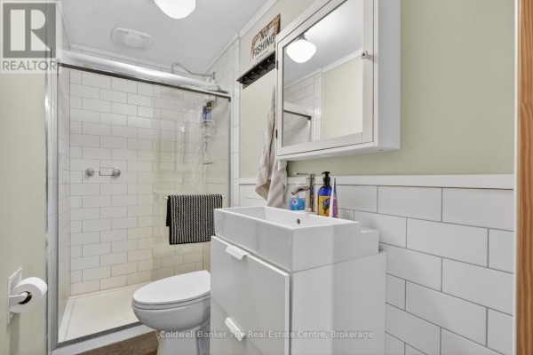 1657 Houseys Rapids Road, Gravenhurst, ON P1P1R3 Photo 4