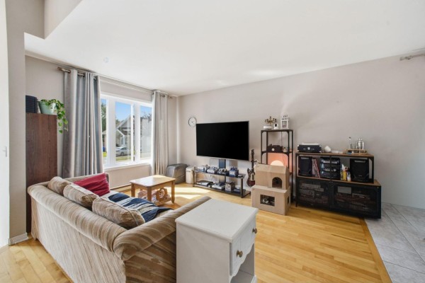 1658 Rue Mauriac, Gatineau, QC J8P6X7 Photo 4