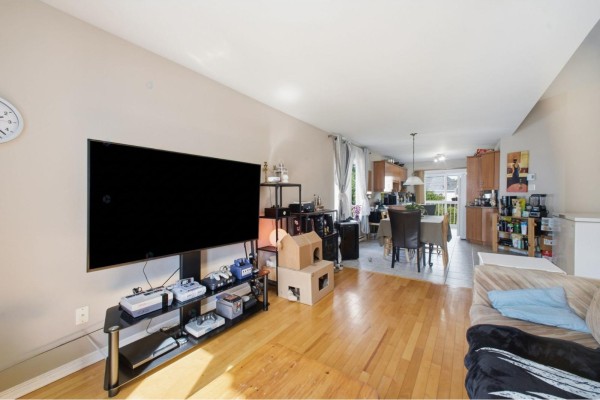 1658 Rue Mauriac, Gatineau, QC J8P6X7 Photo 5