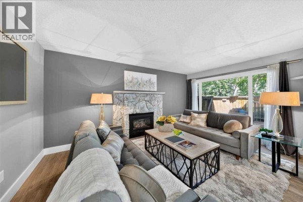 Dining room - 166, 78 Glamis Green Sw, Calgary, AB T3E6V1 Photo 2