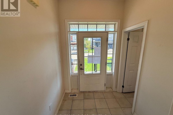 Laundry room - 166 Crombie Street, Clarington, ON L1C4A6 Photo 5