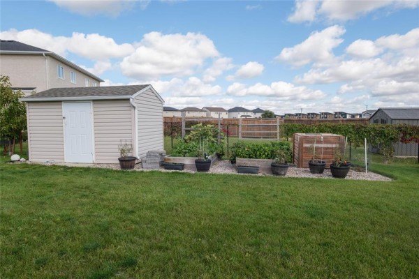 Eat in kitchen - 166 Donna Wyatt Way, Winnipeg, MB R3W0H6 Photo 5