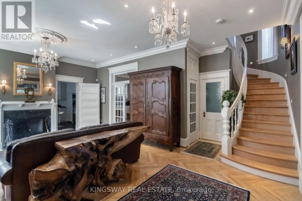 Bedroom - 166 High Park Avenue, Toronto, ON M6P2S4 Photo 3