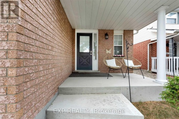 Bathroom - 166 Kovac Road, Cambridge, ON N1R7V8 Photo 3