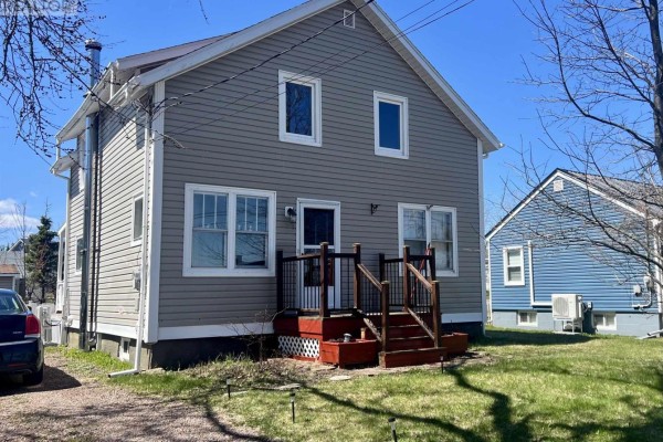 Kitchen - 166 North Foord Street, Stellarton, NS B0K1S0 Photo 2